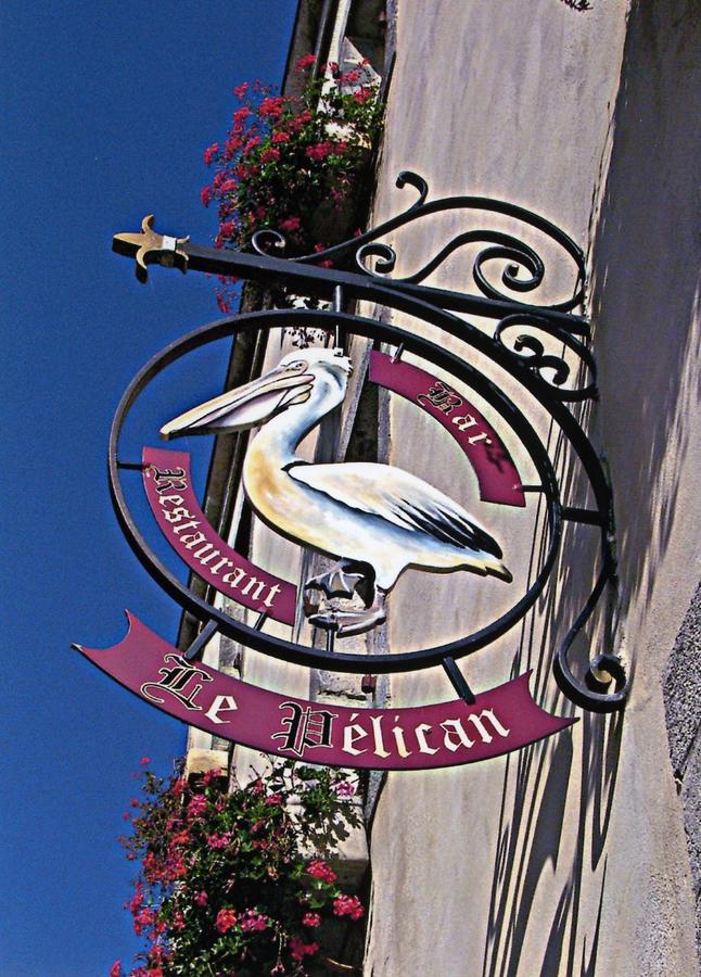 Le Pelican Rochefort-en-Terre Exterior foto
